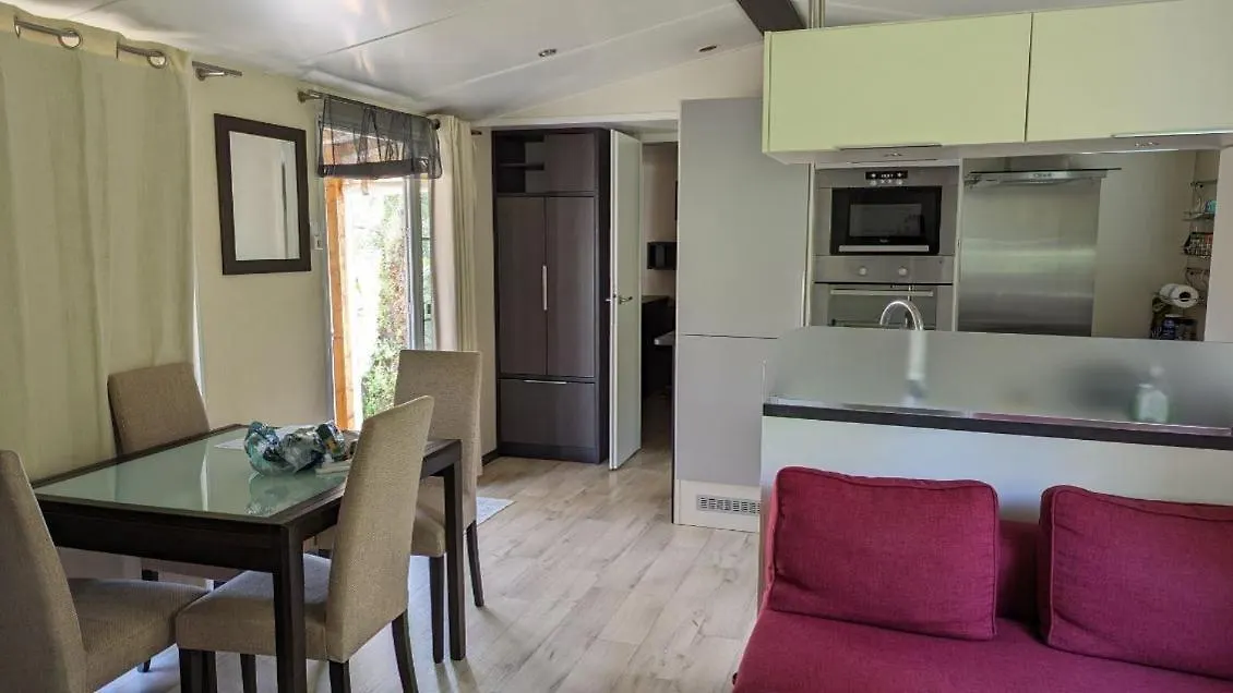 Mobil-Home Grand Confort Hyeres Campsite