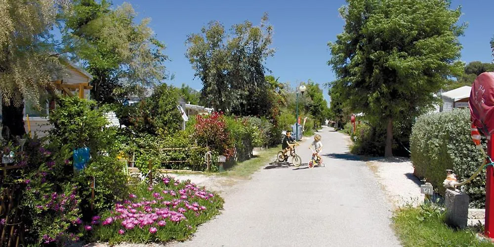 Mobil-Home Grand Confort Hyeres Campsite